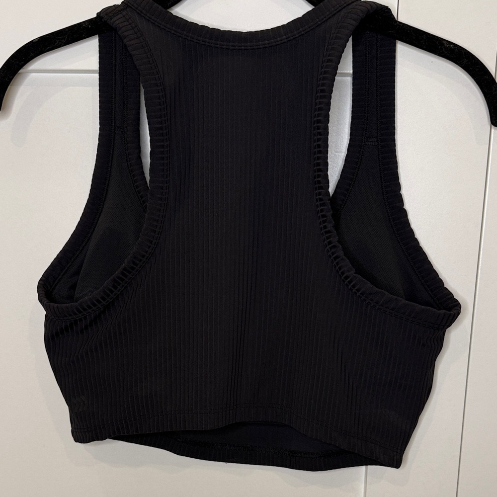 all in motion Black Ribbed Racerback Crop Tank - Picture 2 of 4